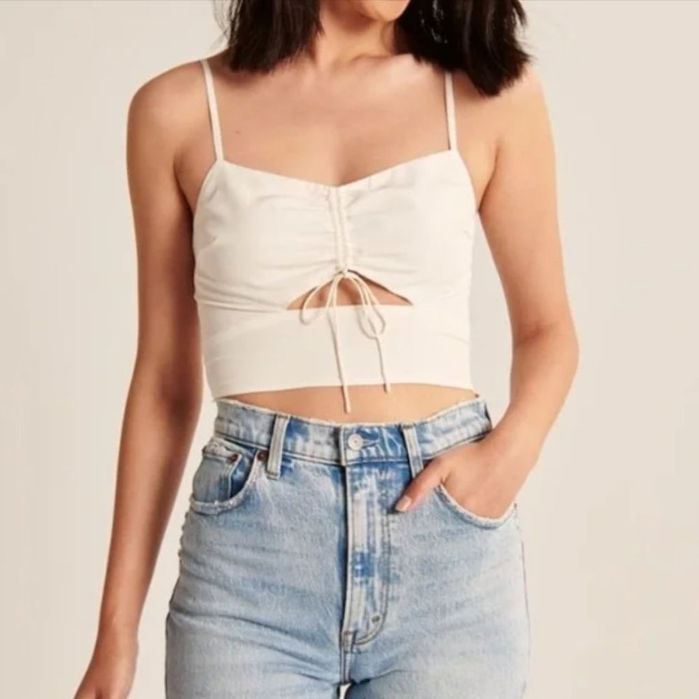 NWT Abercrombie & Fitch cinched front cut-out crop top with adjustable straps